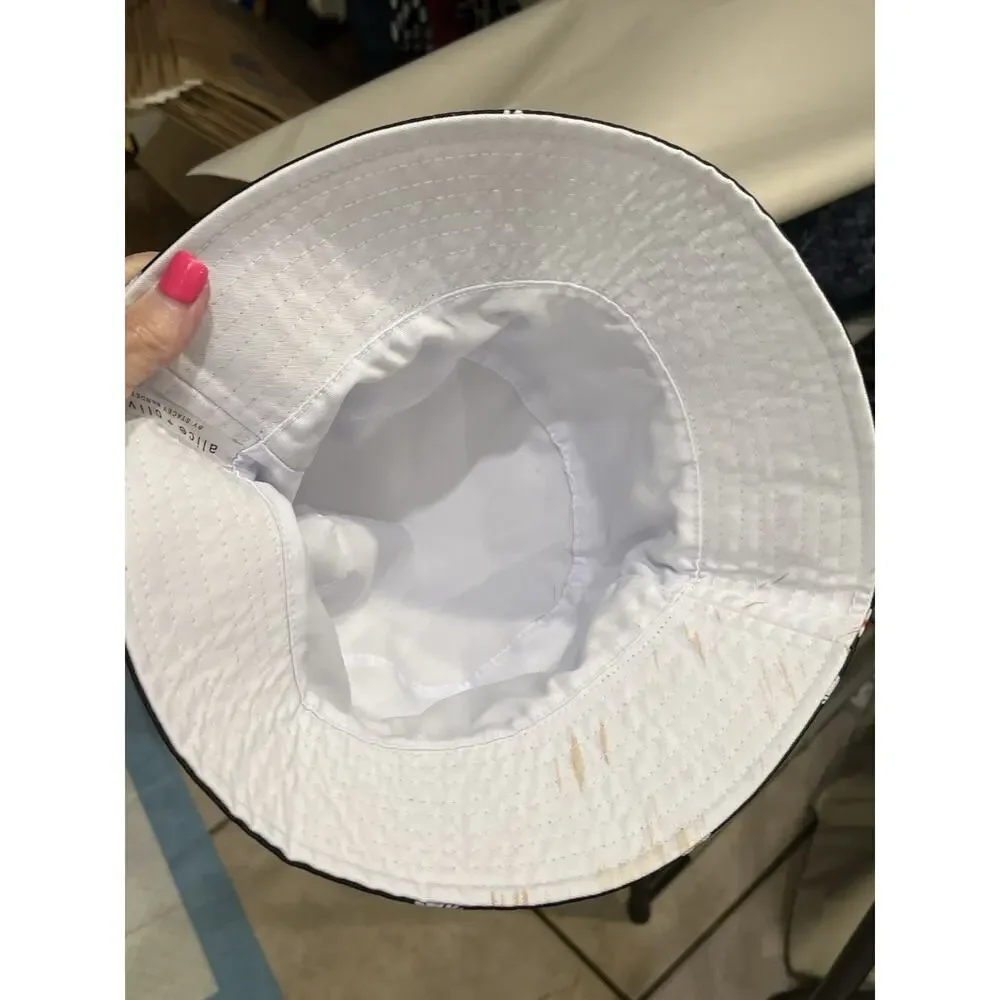Alice + Olivia By Stacey Bendet Reversible Daisy Print Bucket Hat Black White
